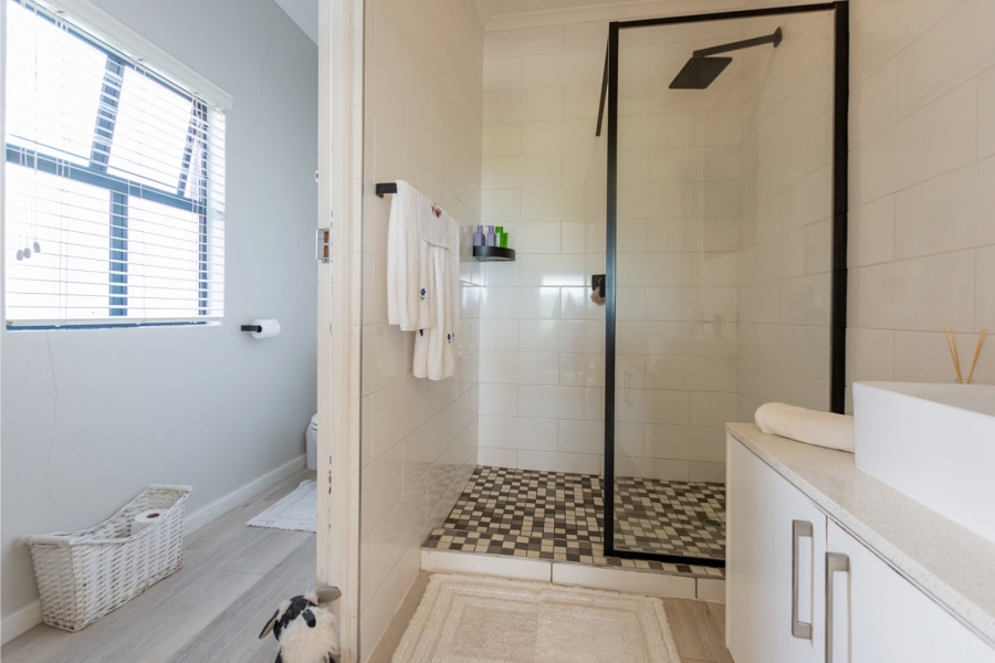 9 Bedroom Property for Sale in Olifantskop Western Cape